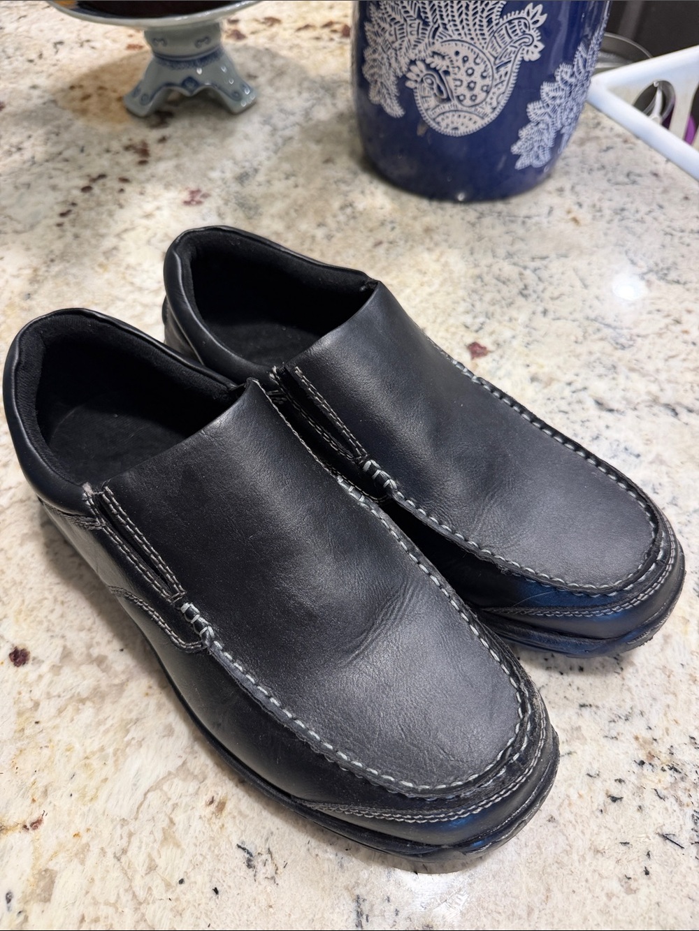 Men's Black Slip-On Leather Loafers